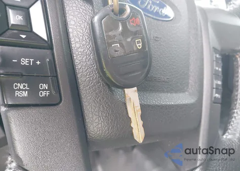 2012 Ford F-150 Xlt из США, поврежденный, VIN 1FTFX1EF3CFA45752